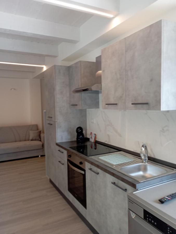B&B Profumo Di Gelsomino Mombaroccio ภายนอก รูปภาพ
